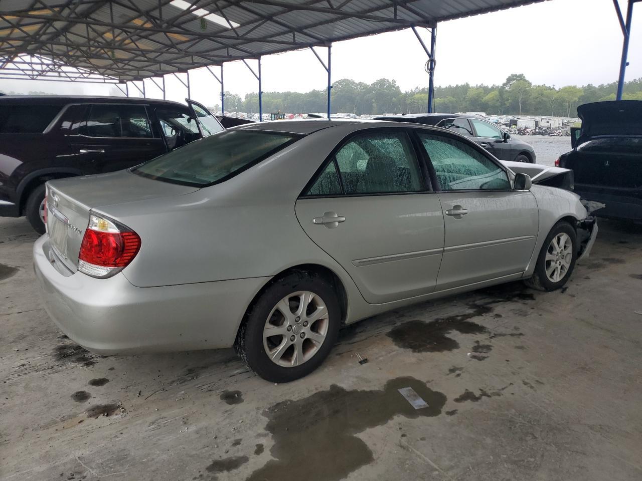 2006 Toyota Camry Le - Фото 3