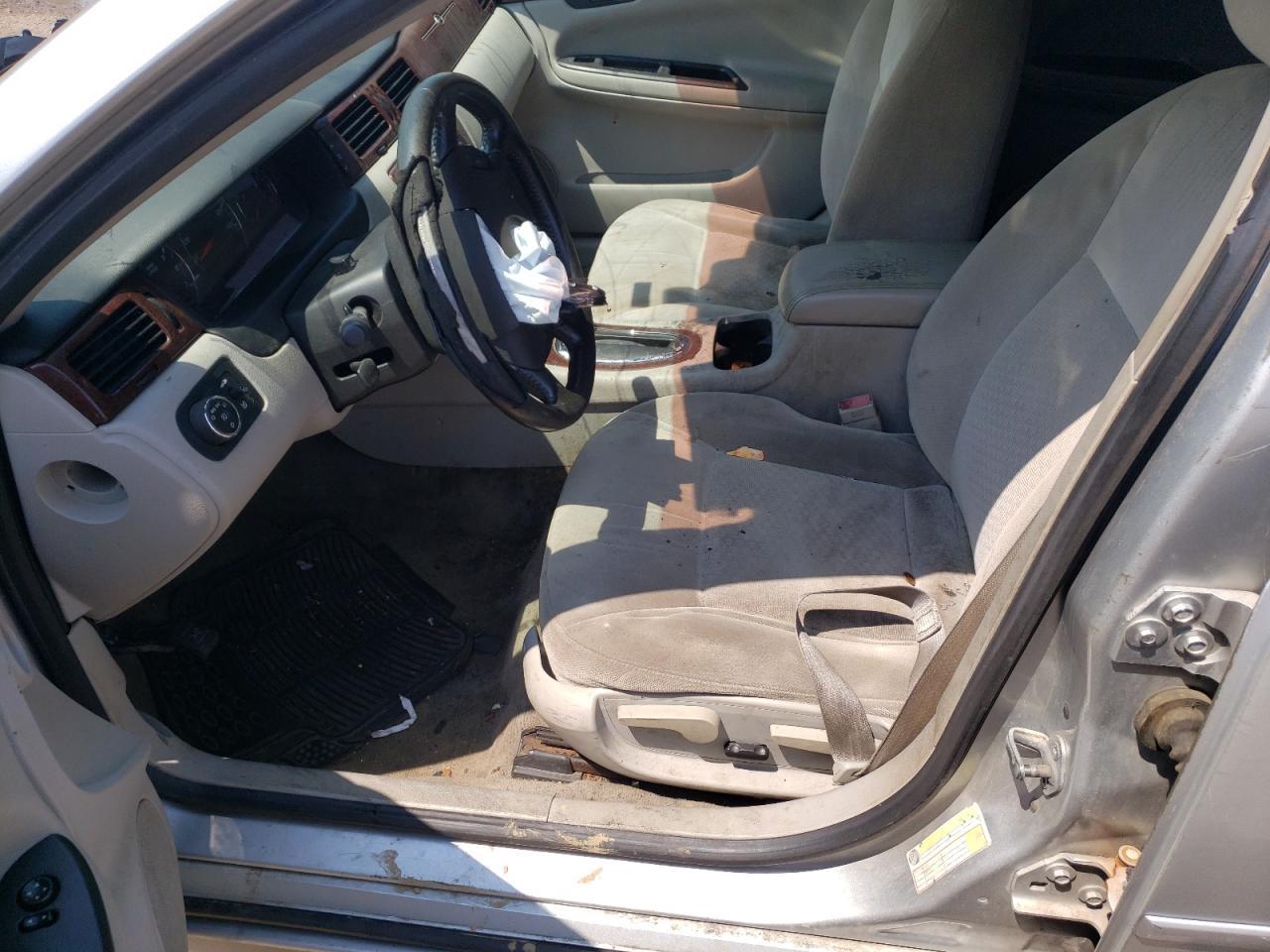 2011 Chevrolet Impala Lt - Image 7