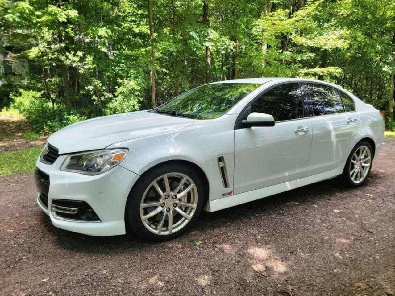 2015 Chevrolet Ss - Фото 2