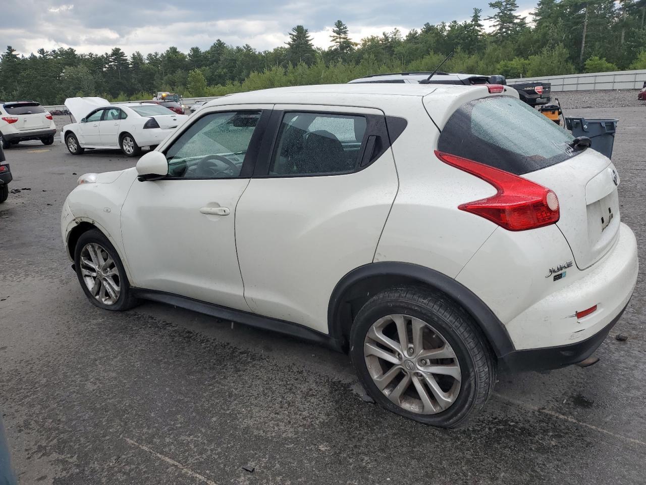 2013 Nissan Juke S - Фото 2