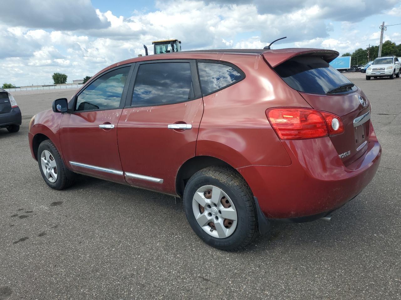 2013 Nissan Rogue S - Image 2