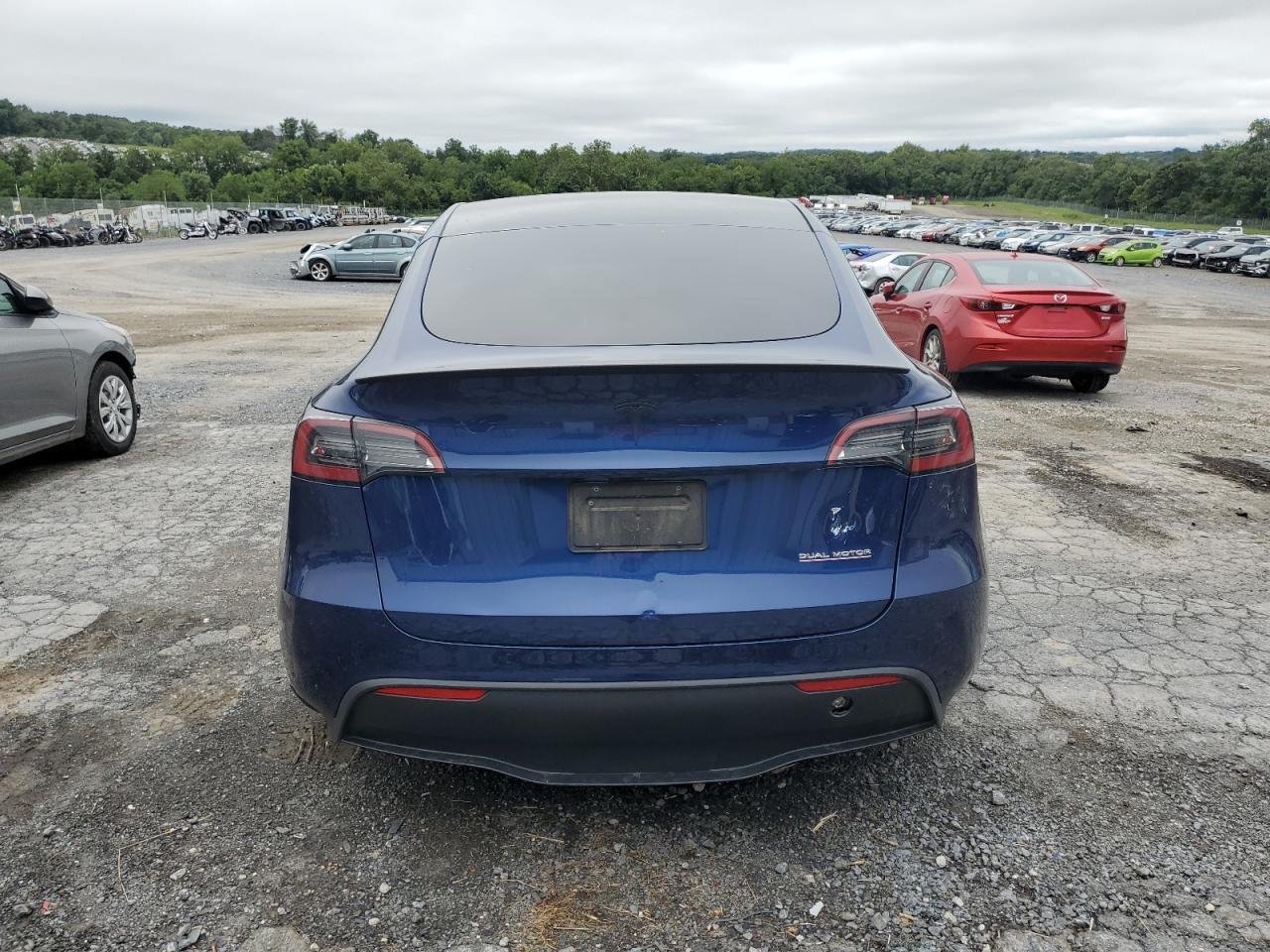 2023 Tesla Model Y - Фото 6