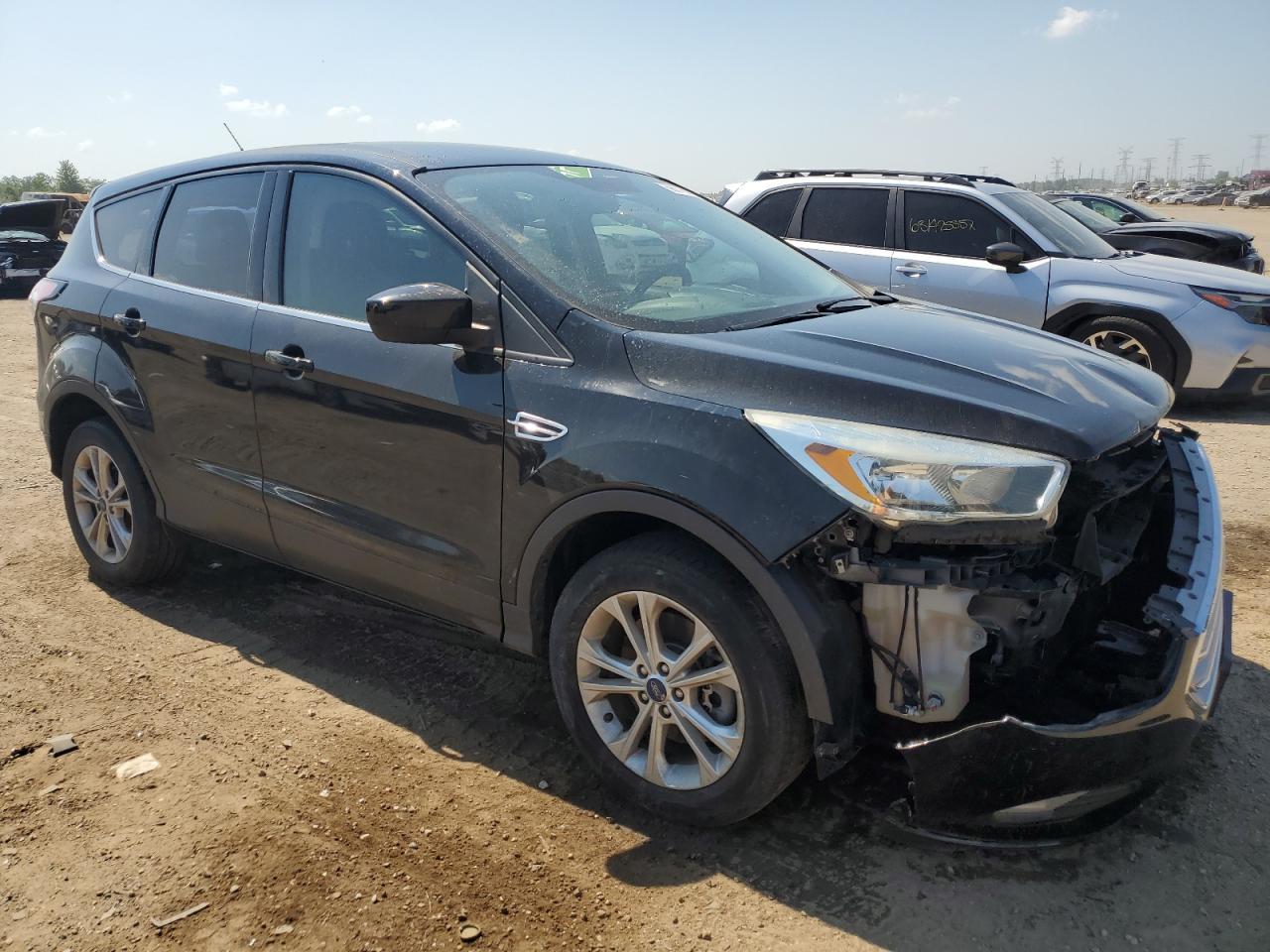 2017 Ford Escape Se - Фото 4