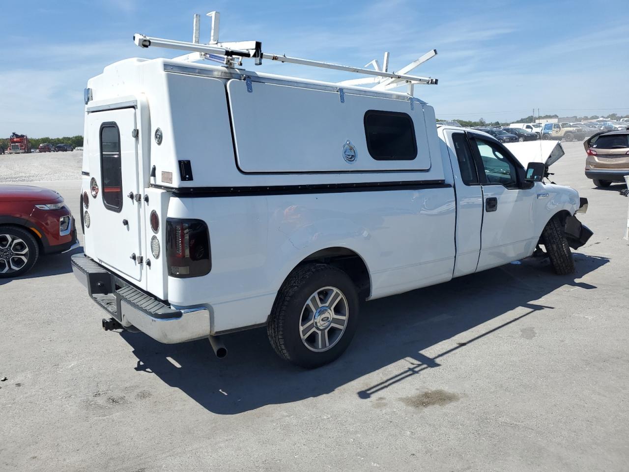2004 Ford F150 - Фото 3