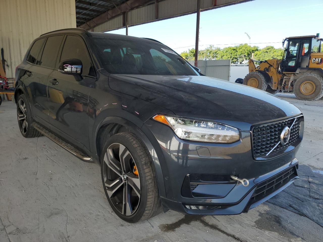 2021 Volvo Xc90 T6 R-Design - Image 4