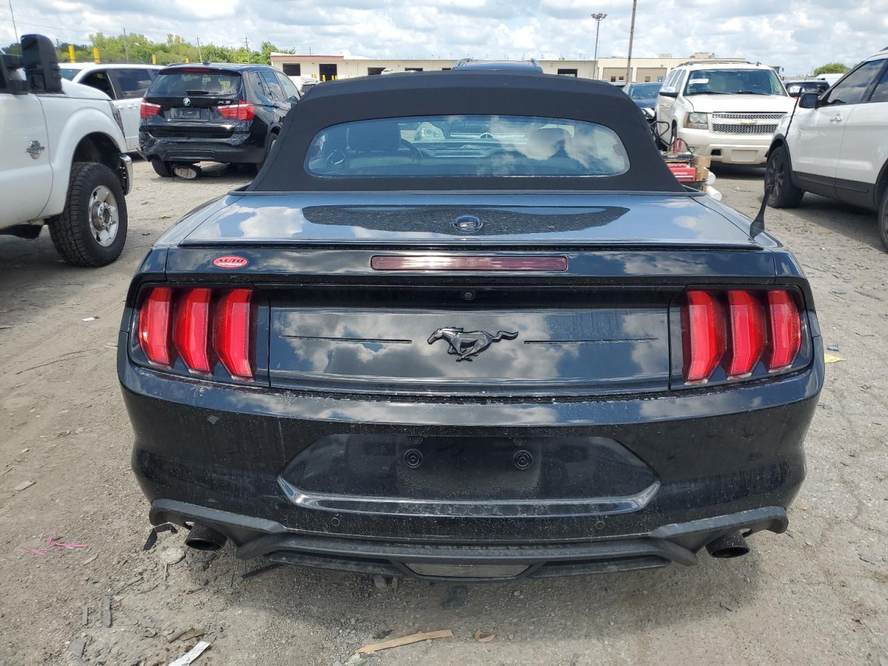 2020 Ford Mustang - Фото 6