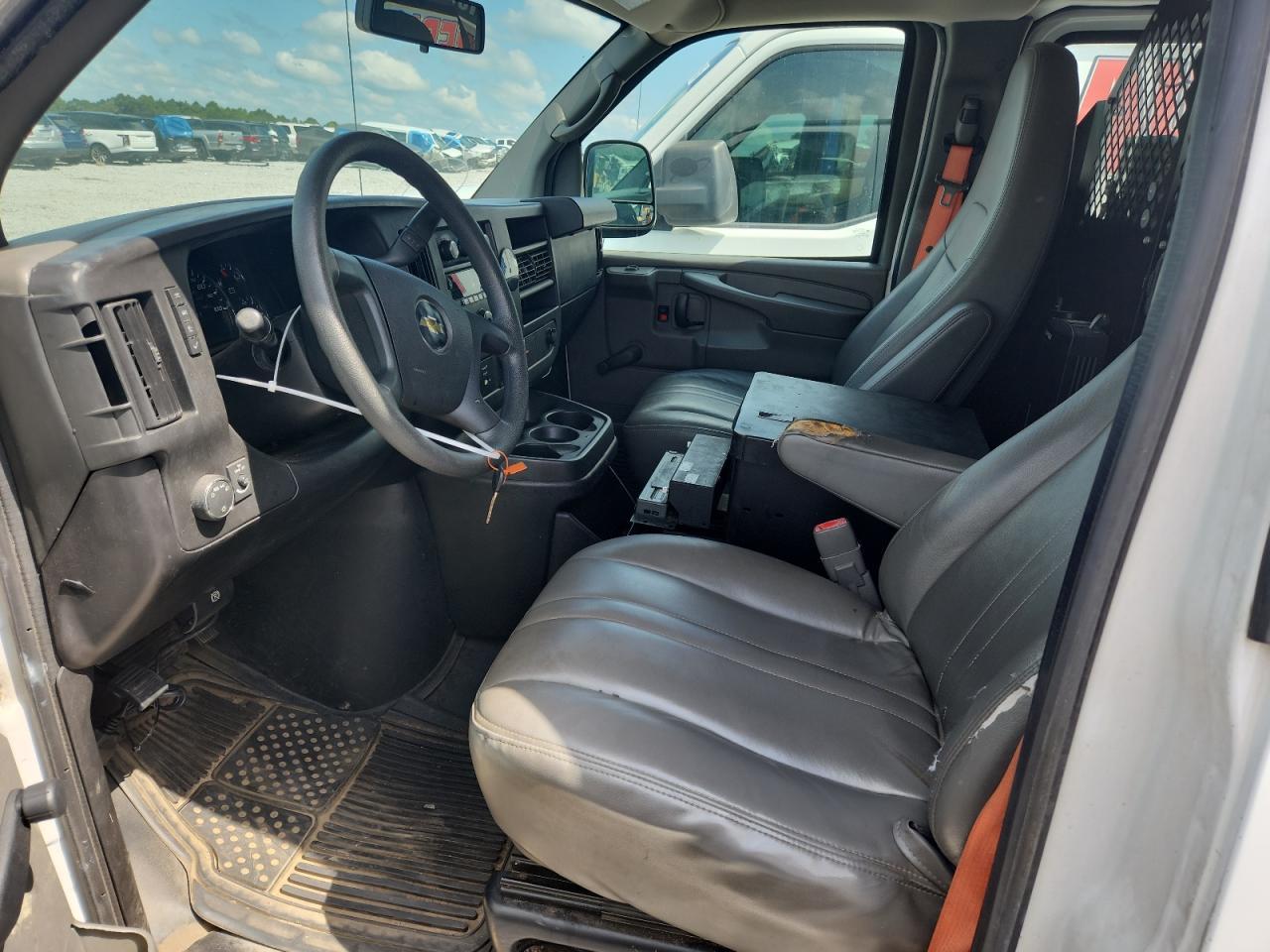 2013 Chevrolet Express G2500 - Фото 7