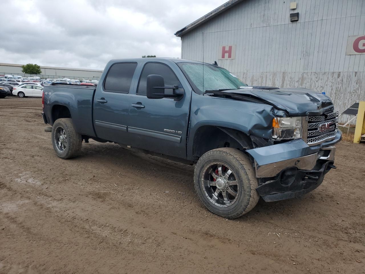 2011 GMC Sierra K2500 Slt - Image 4