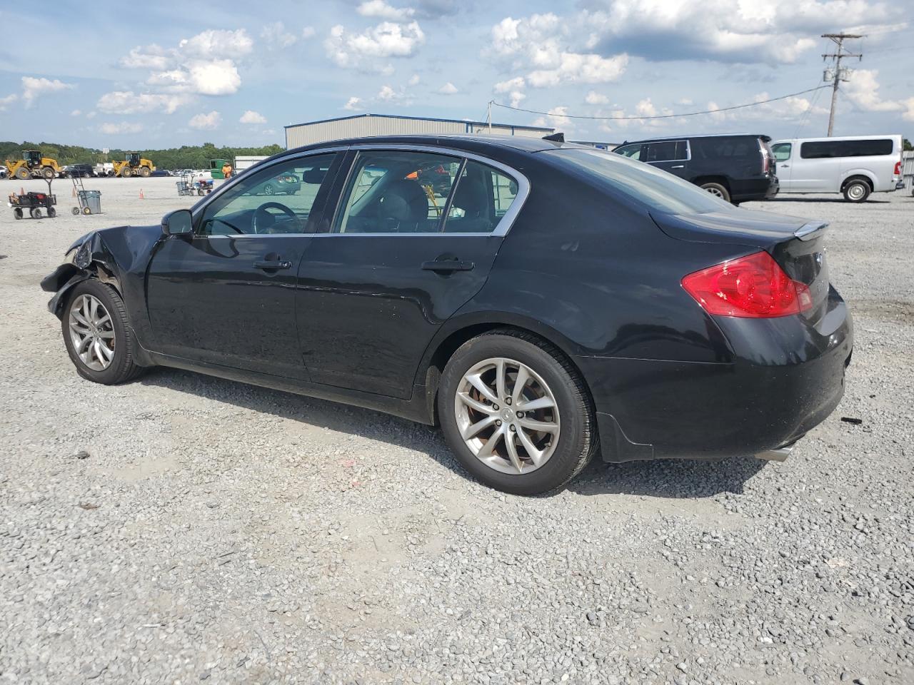 2007 Infiniti G35 - Image 2