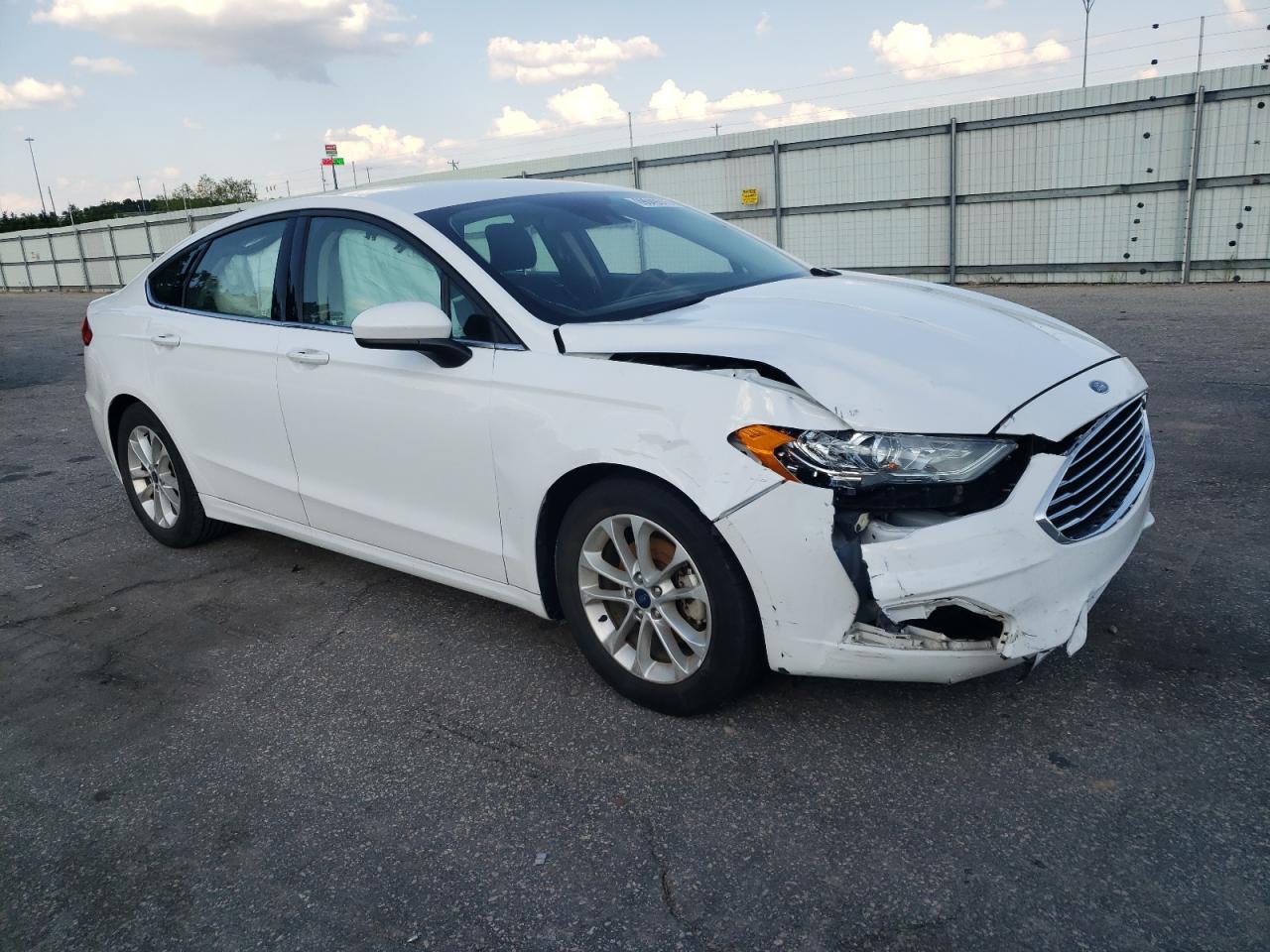 2019 Ford Fusion Se - Image 4