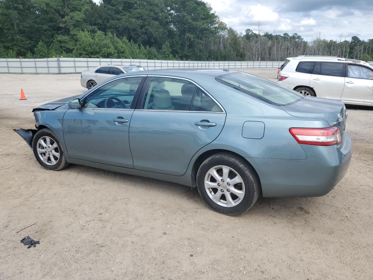 2011 Toyota Camry Base - Image 2