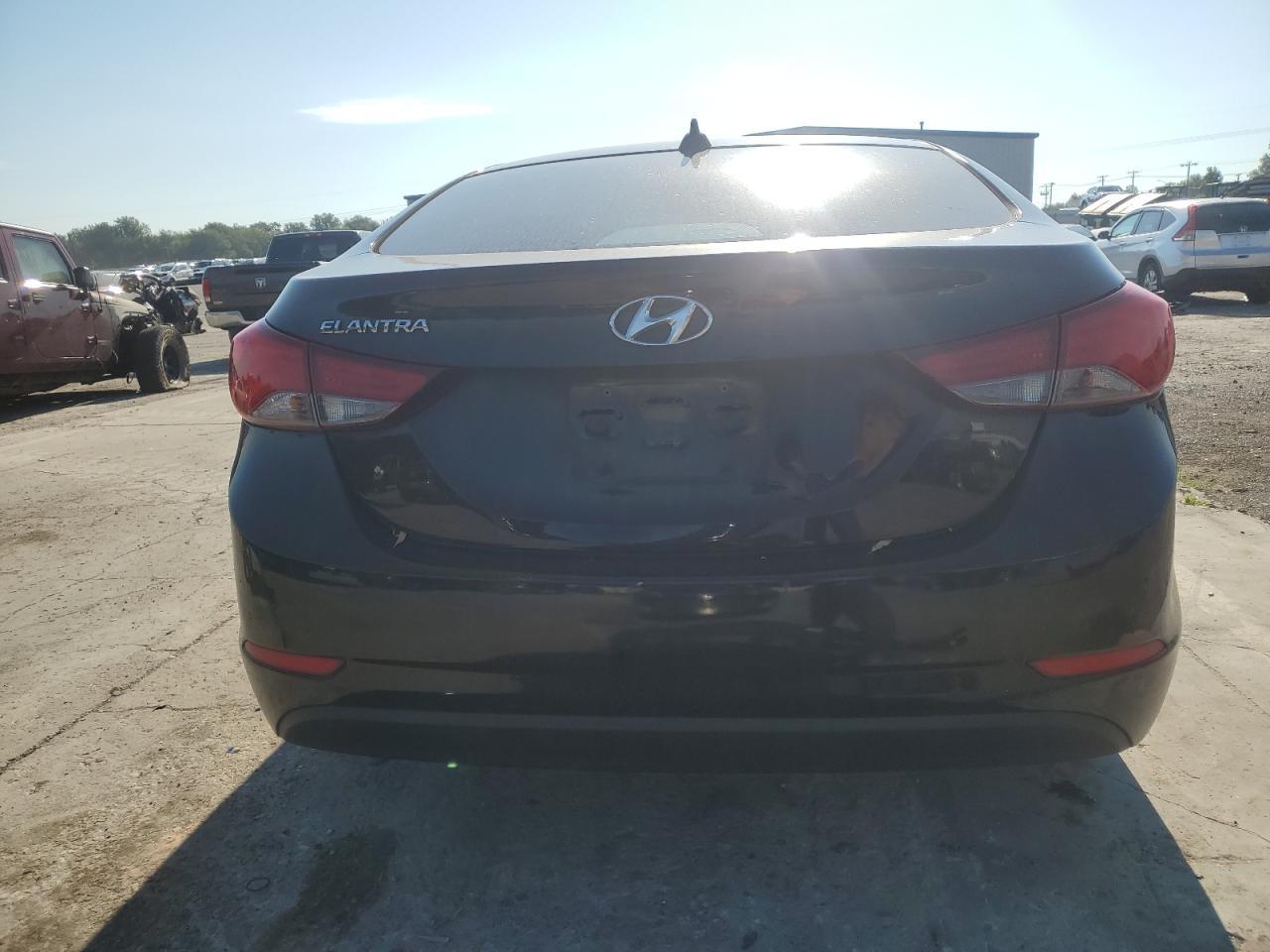 2016 Hyundai Elantra Se - Фото 6