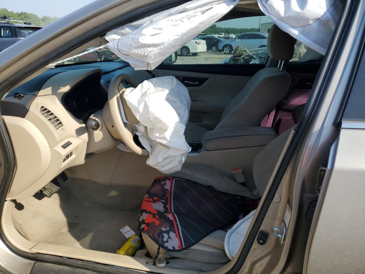 2014 Nissan Altima 2.5 - Image 7