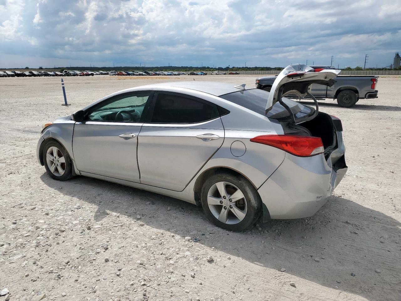 2013 Hyundai Elantra Gls - Фото 2