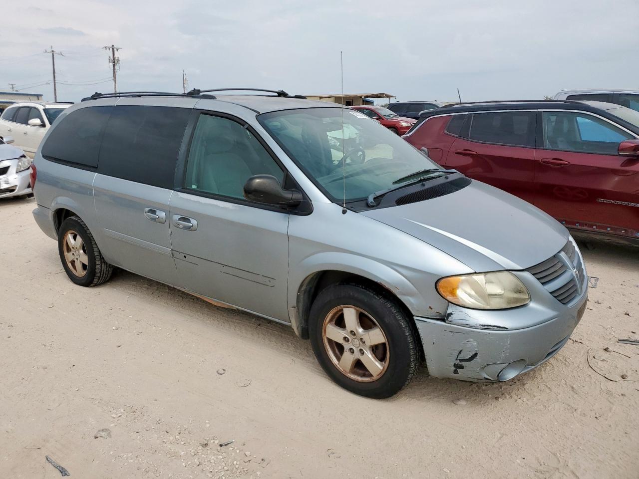 2005 Dodge Grand Caravan Sxt - Фото 4