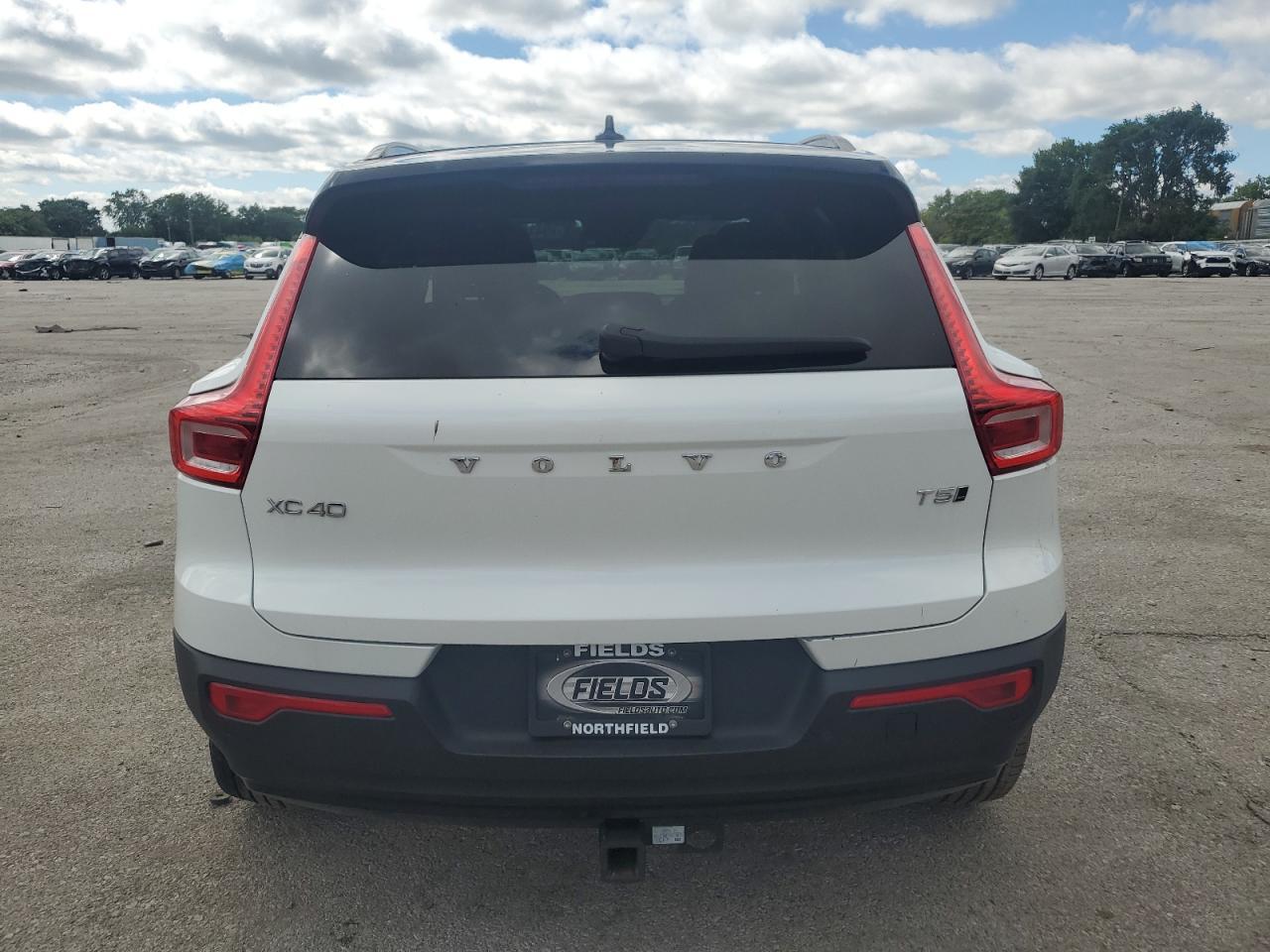 2021 Volvo Xc40 T5 R-Design - Фото 6