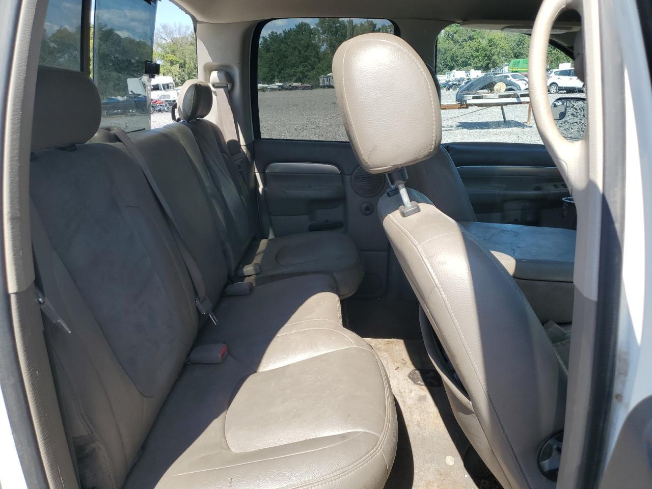 2004 Dodge Ram 3500 St - Фото 6