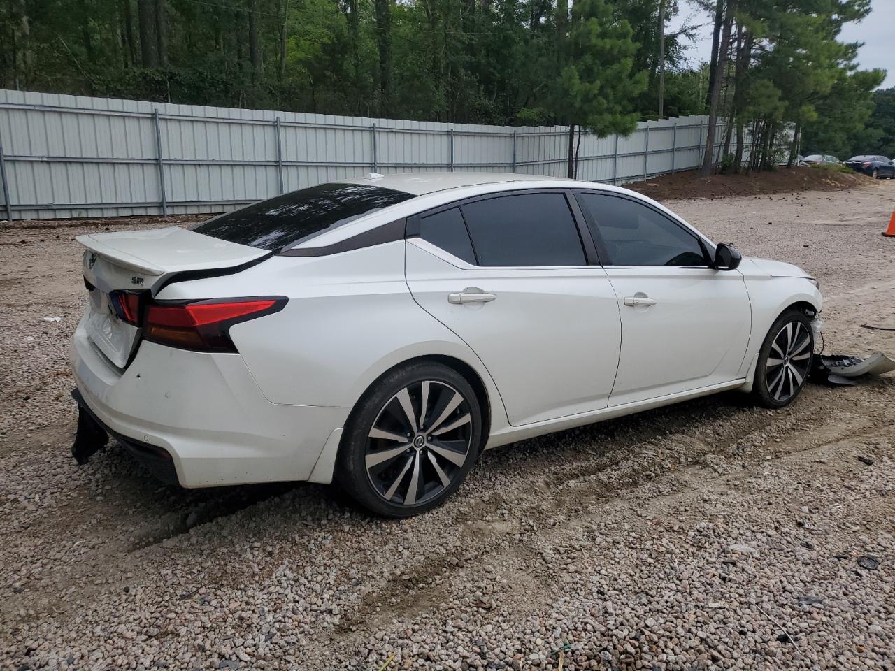 2020 Niss Altima 2.5 Sr - Фото 3