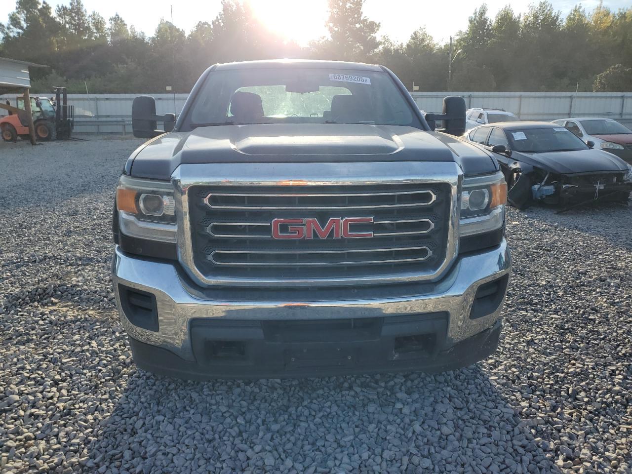 2016 GMC Sierra K2500 Heavy Duty - Image 5