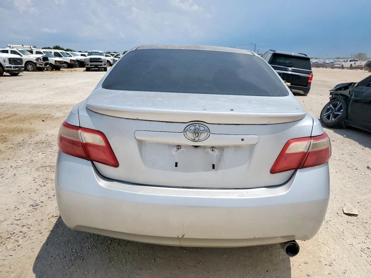 2009 Toyota Camry Base - Фото 6