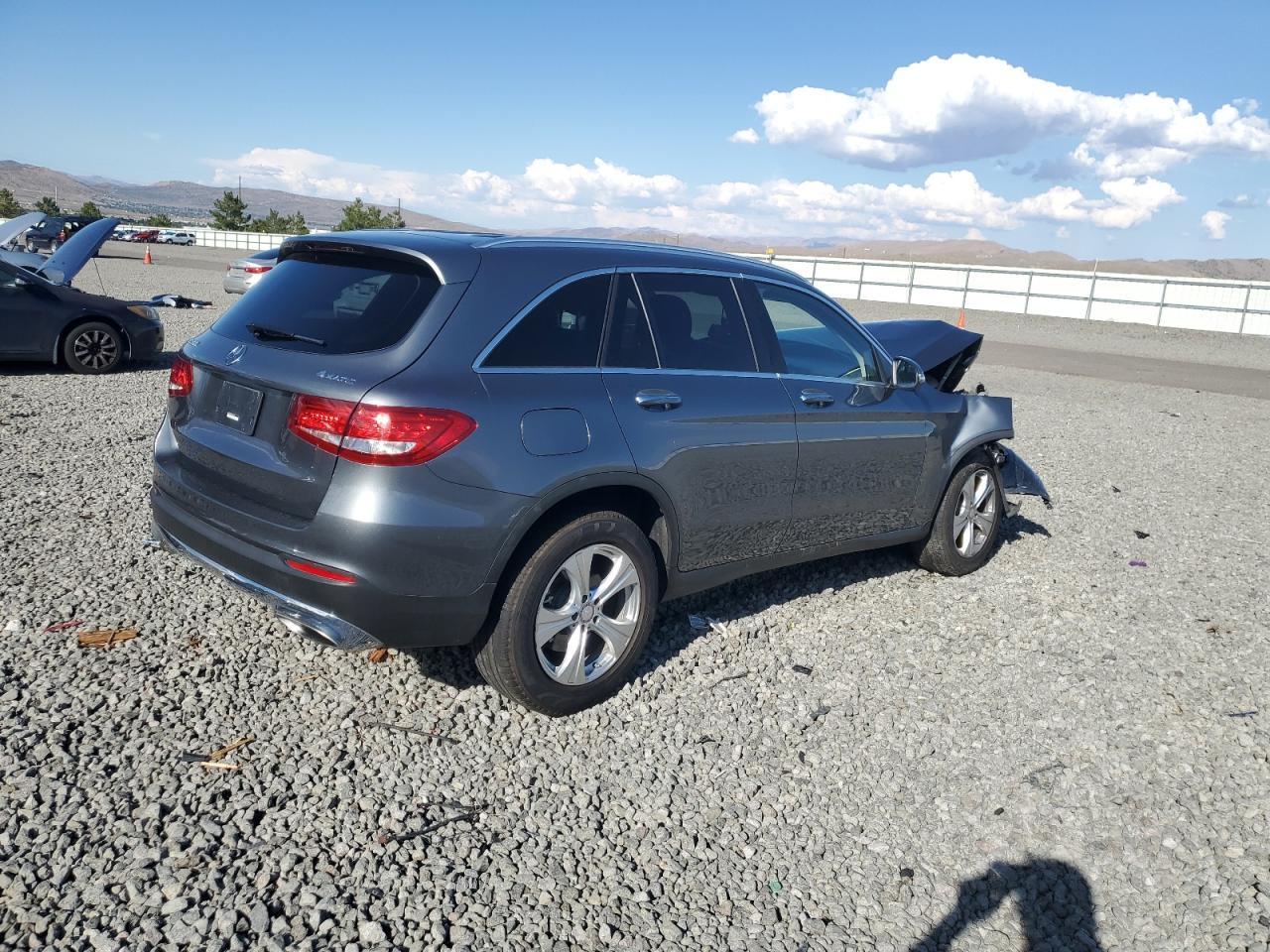 2016 Mercedes-Benz Glc 300 4Matic - Фото 3