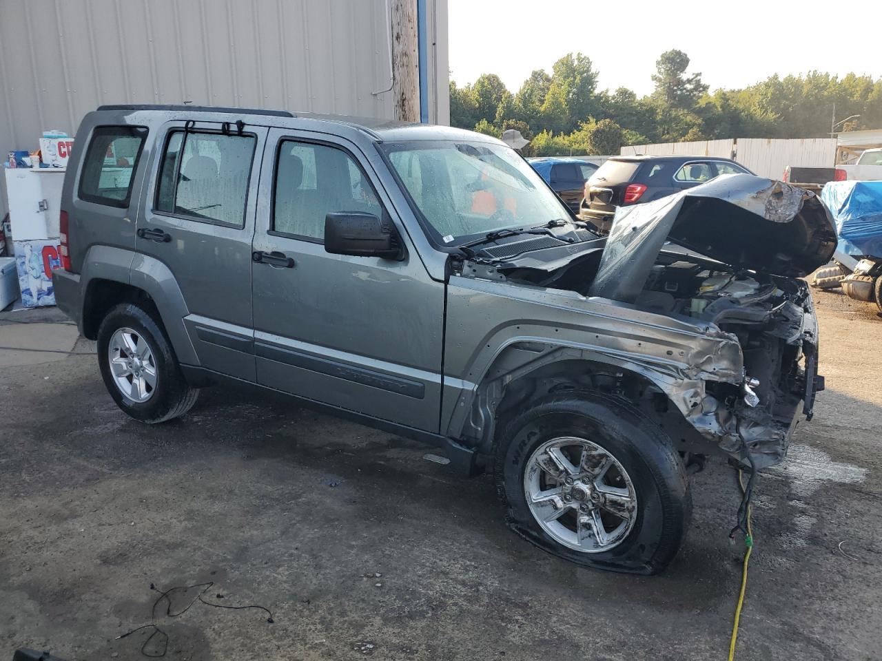2012 Jeep Liberty Sport - Image 4