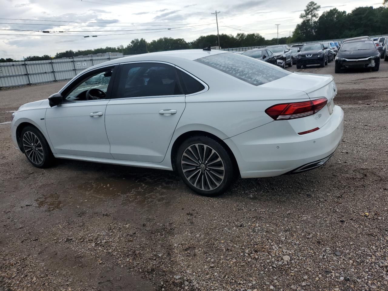 2022 Volkswagen Passat Limited Edition - Фото 2