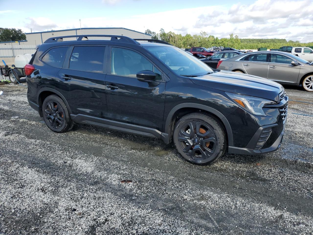 2024 Subaru Ascent Onyx Edition - Image 4