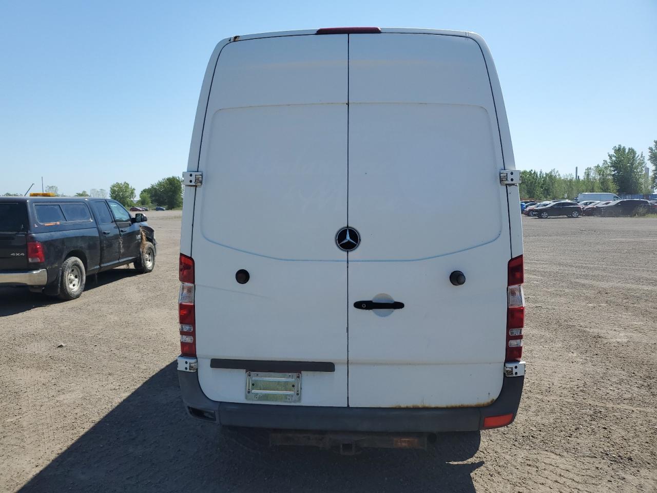 2013 Mercedes-Benz Sprinter 2500 - Image 6