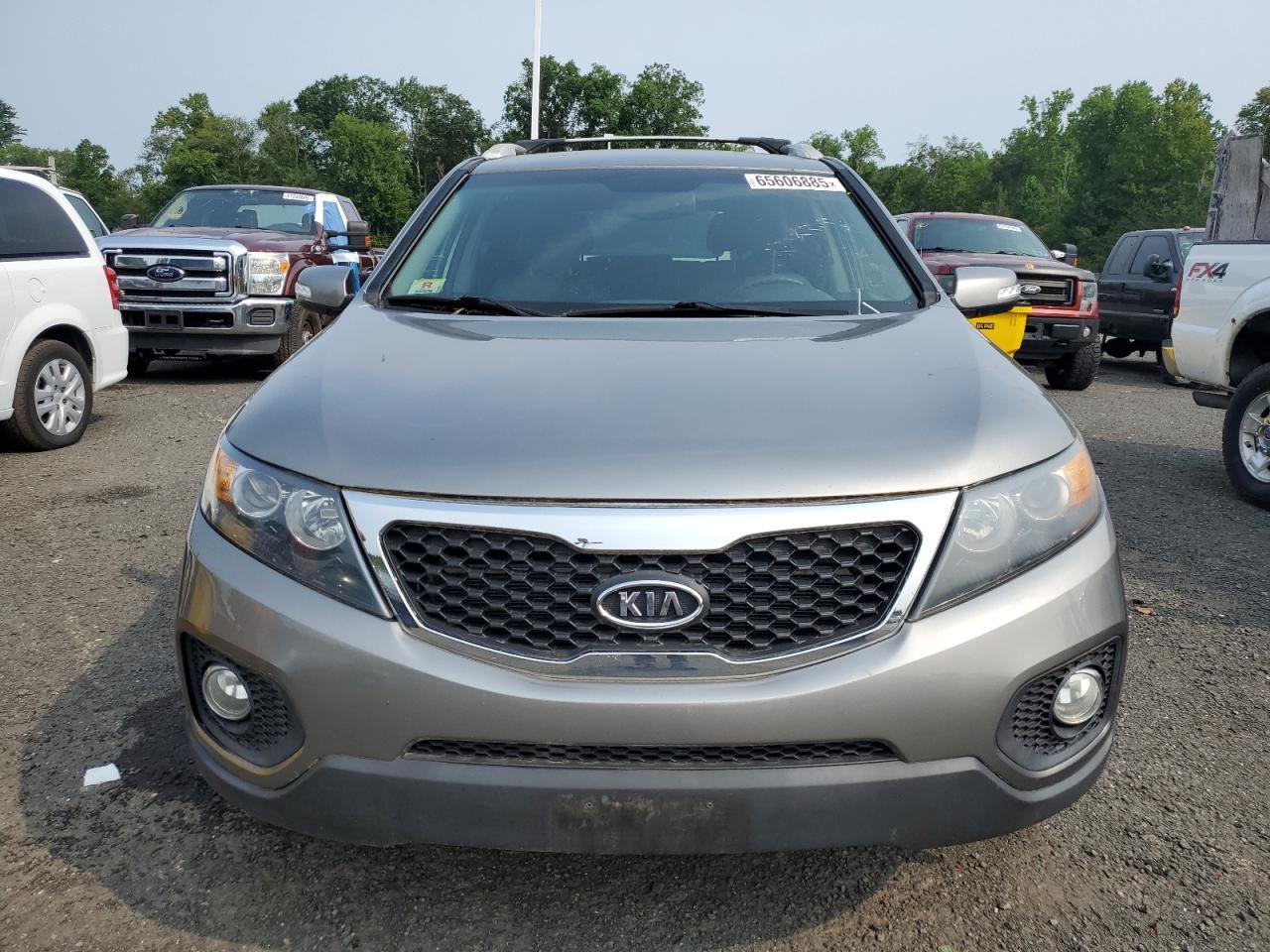 2012 Kia Sorento Base - Фото 5