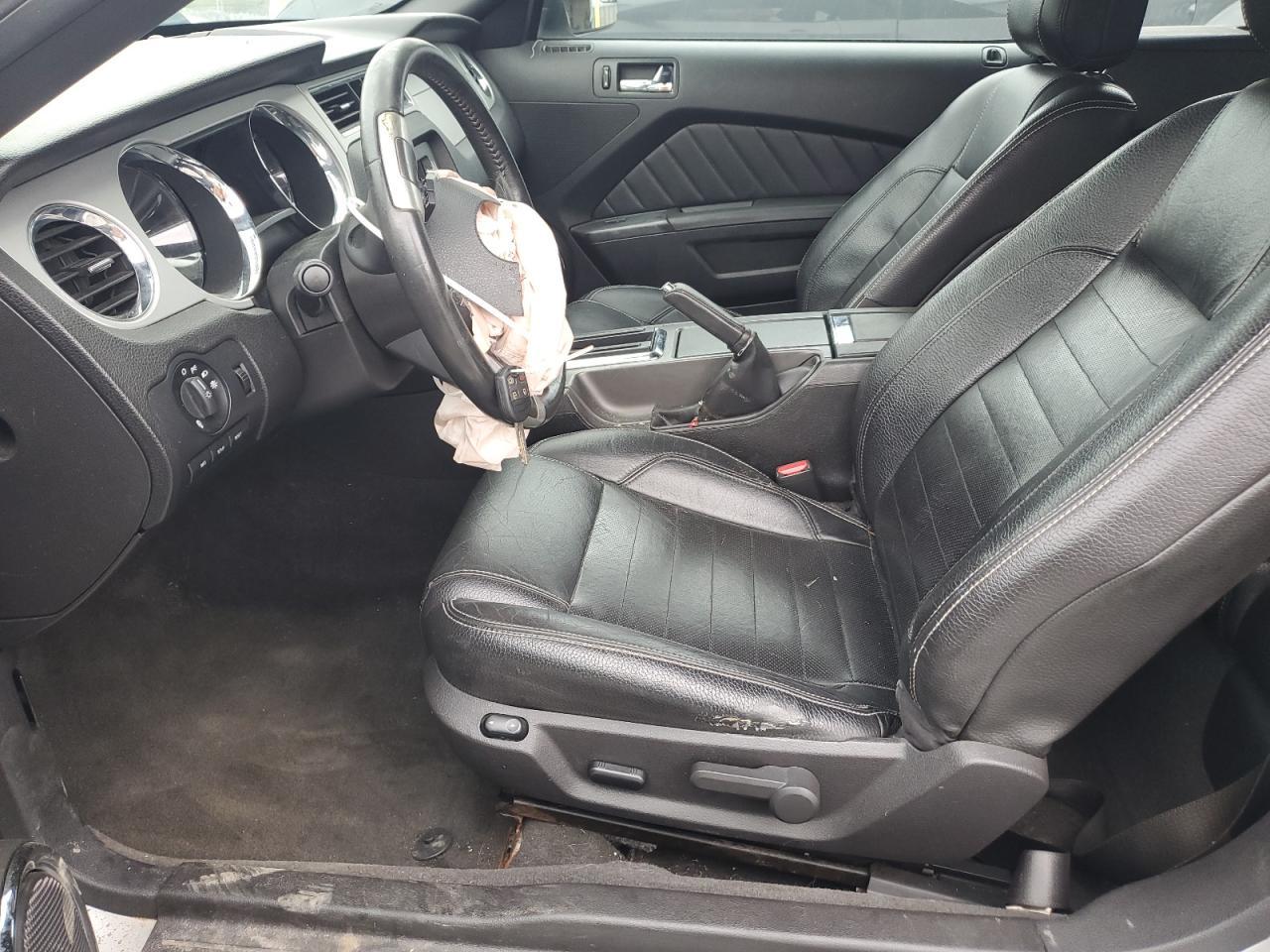 2012 Ford Mustang - Image 7