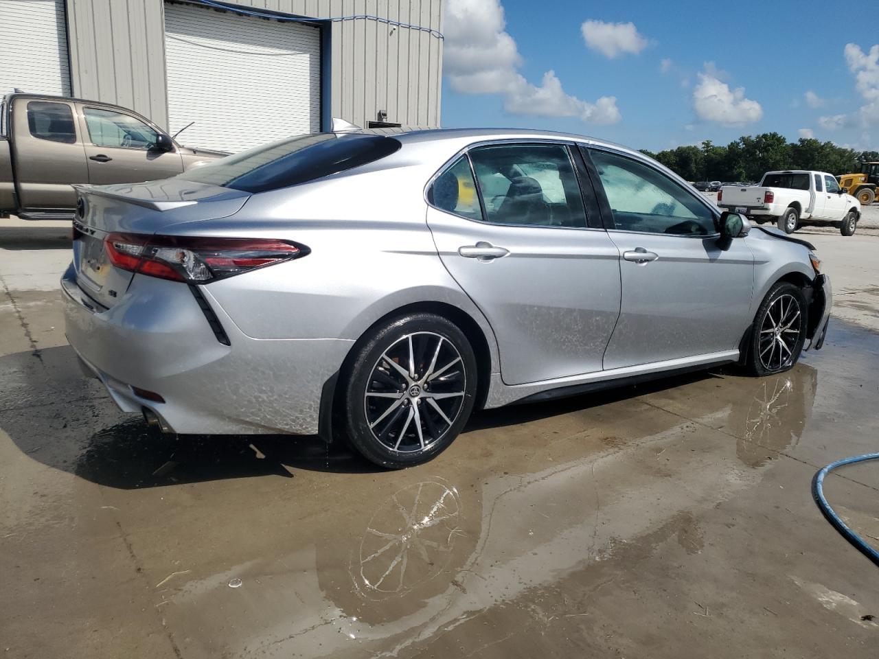 2024 Toyota Camry Se Night Shade - Image 3