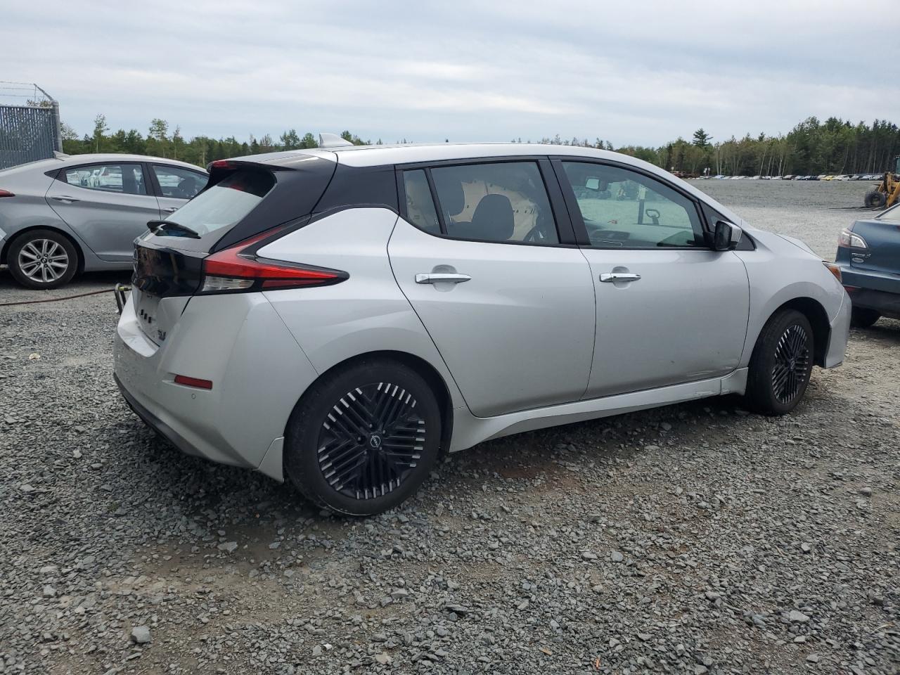 2023 Nissan Leaf Sv Plus - Фото 3