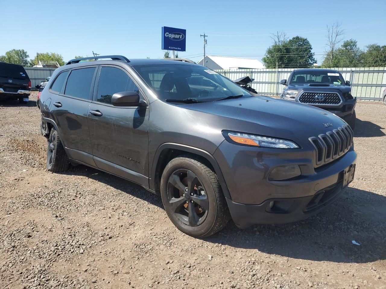 2015 Jeep Cherokee Latitude - Image 4