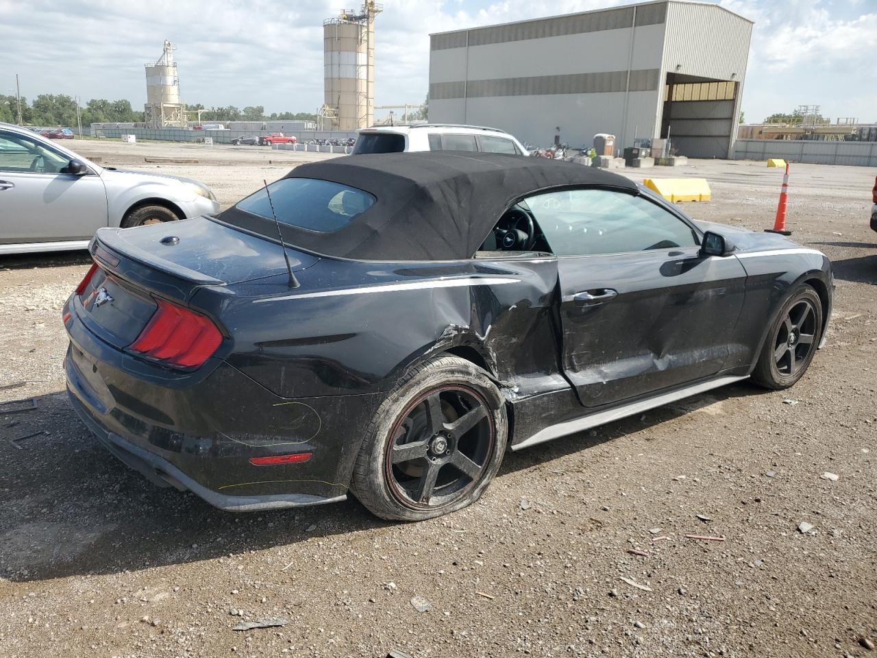 2019 Ford Mustang - Фото 3