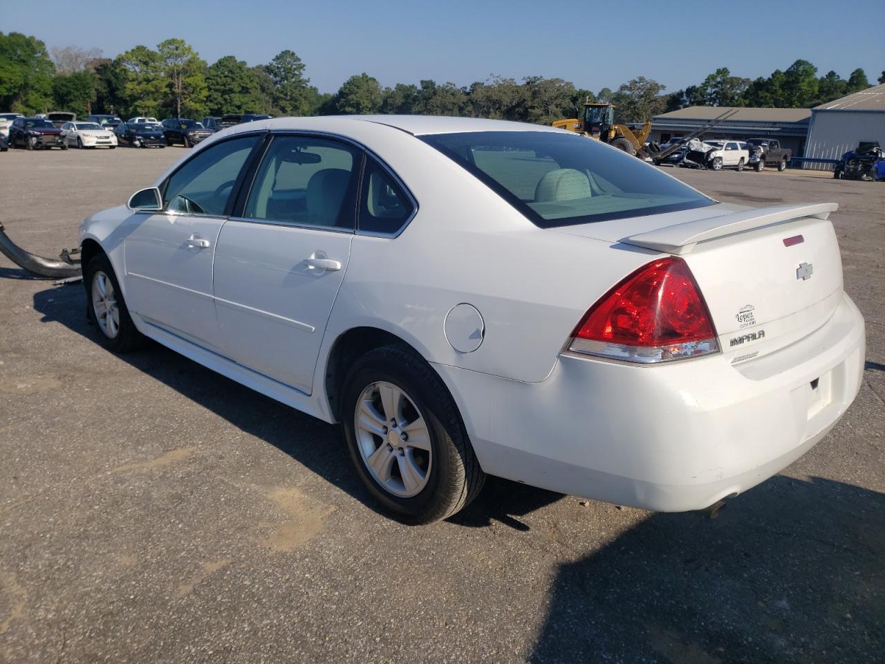 2013 Chevrolet Impala Ls - Фото 2
