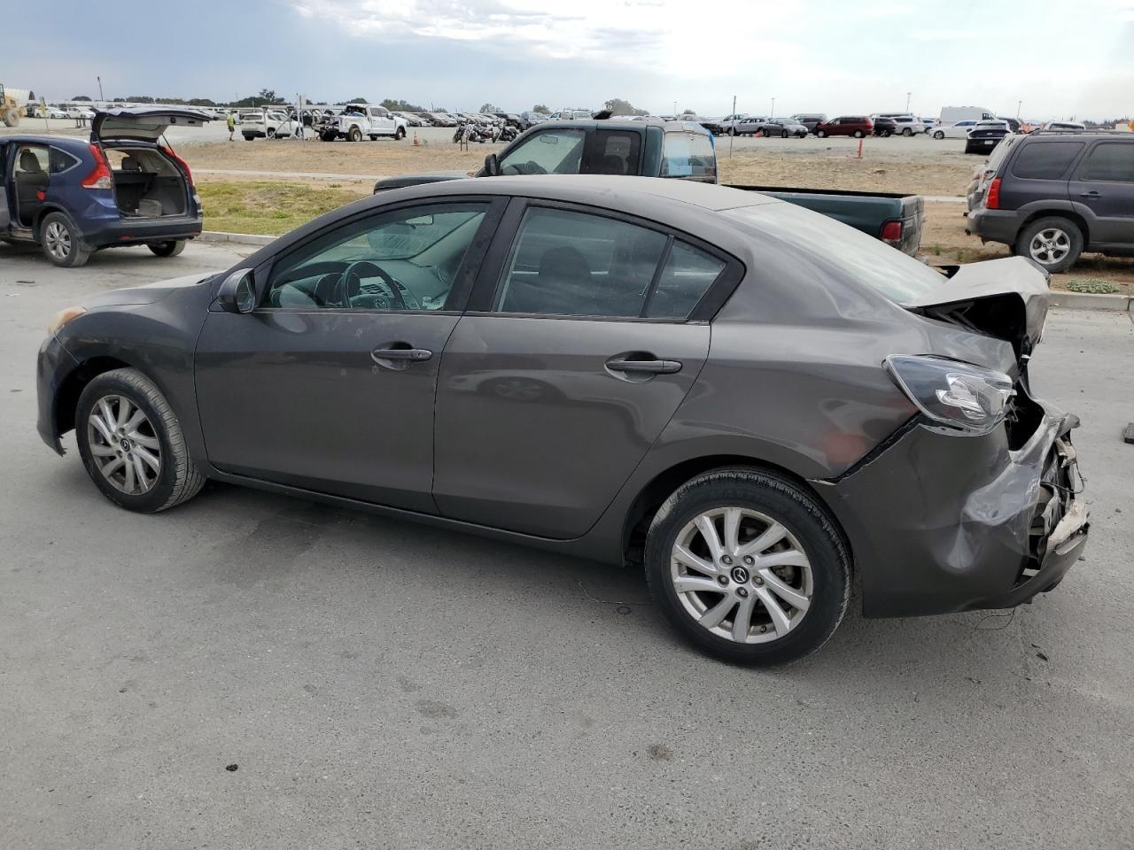2013 Mazda 3 I - Фото 2