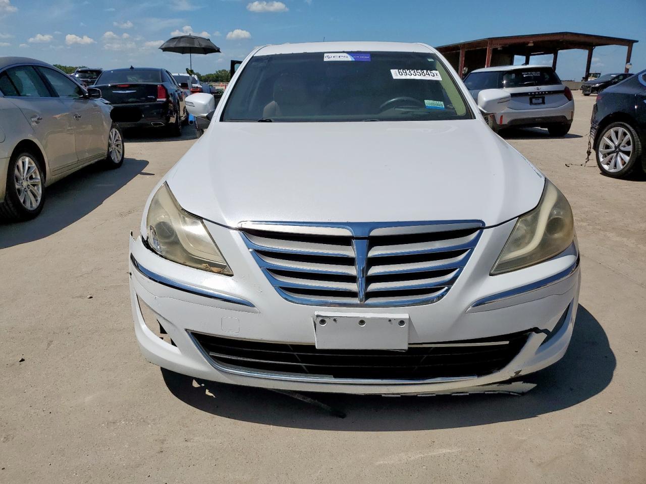 2014 Hyundai Genesis 3.8L - Фото 5