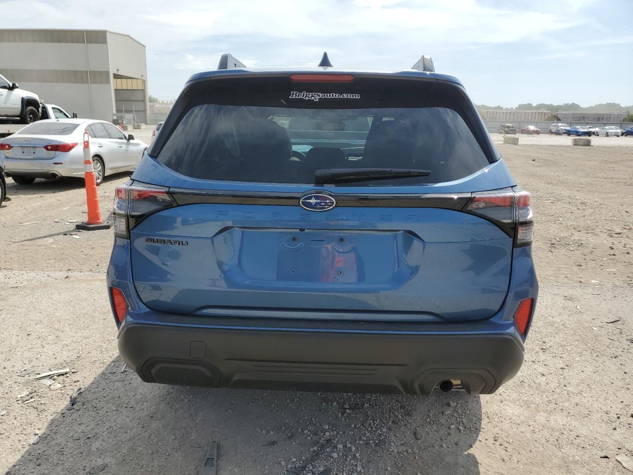 2025 Subaru Forester Premium - Image 6