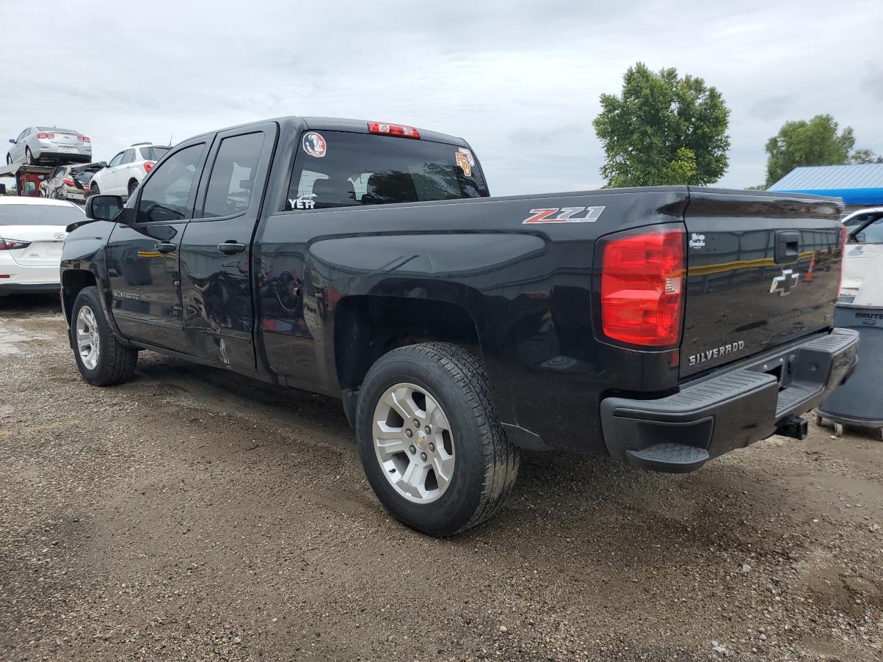 2017 Chevrolet Silverado K1500 Lt - Фото 2