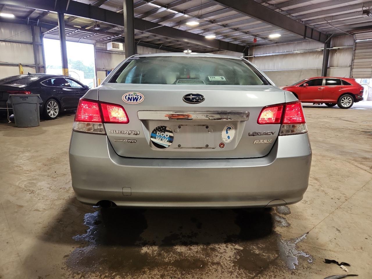 2013 Subaru Legacy 2.5I Limited - Фото 6