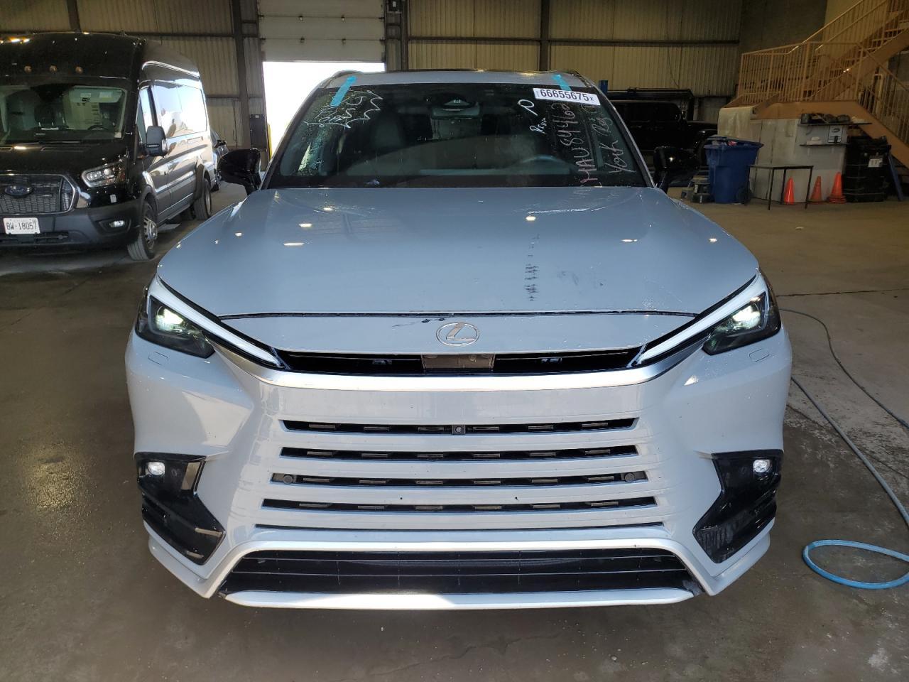 2024 Lexus Tx 500H F Sport Premium - Фото 5