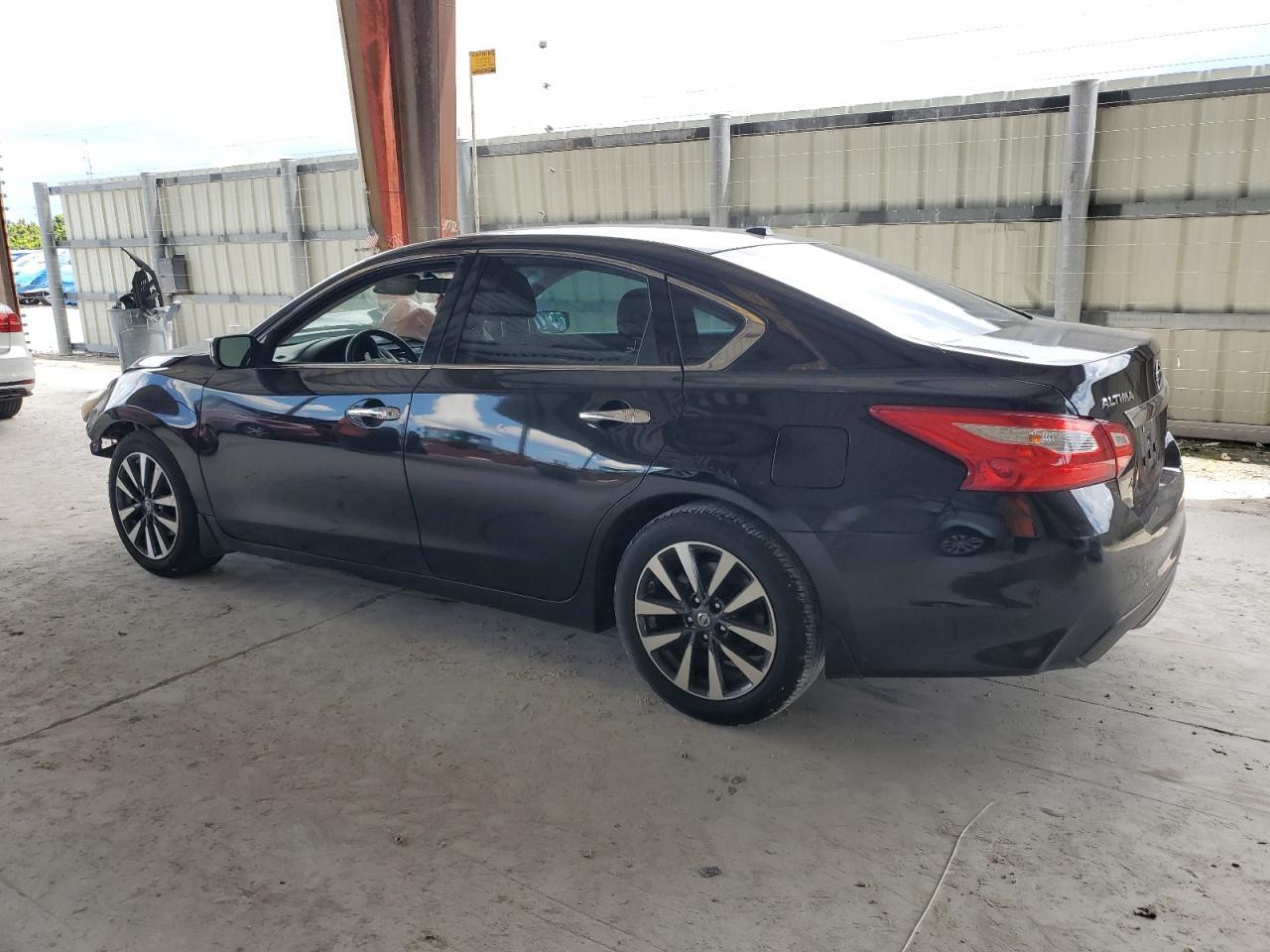 2016 Nissan Altima 2.5 - Image 2