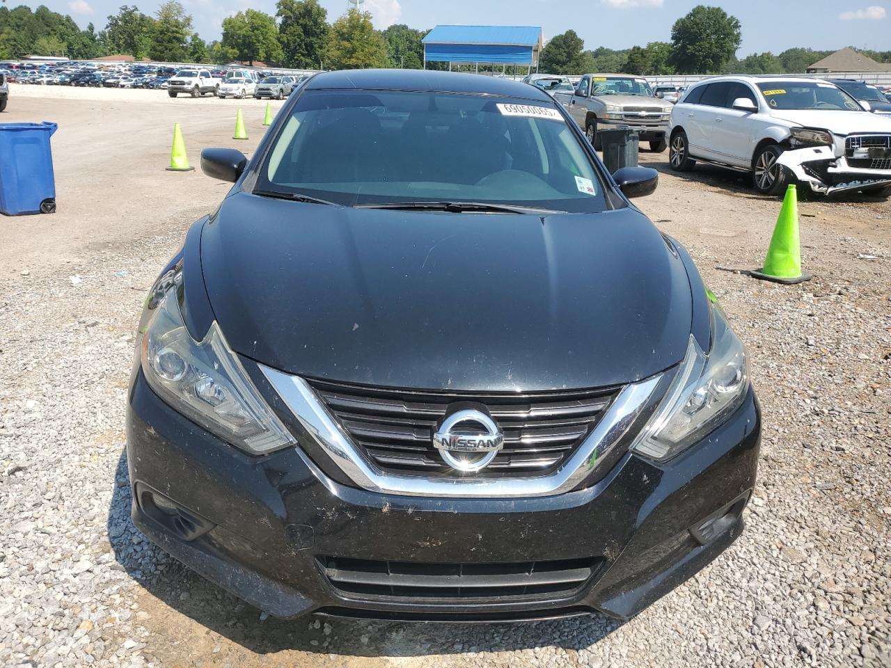 2018 Nissan Altima 2.5 - Image 5