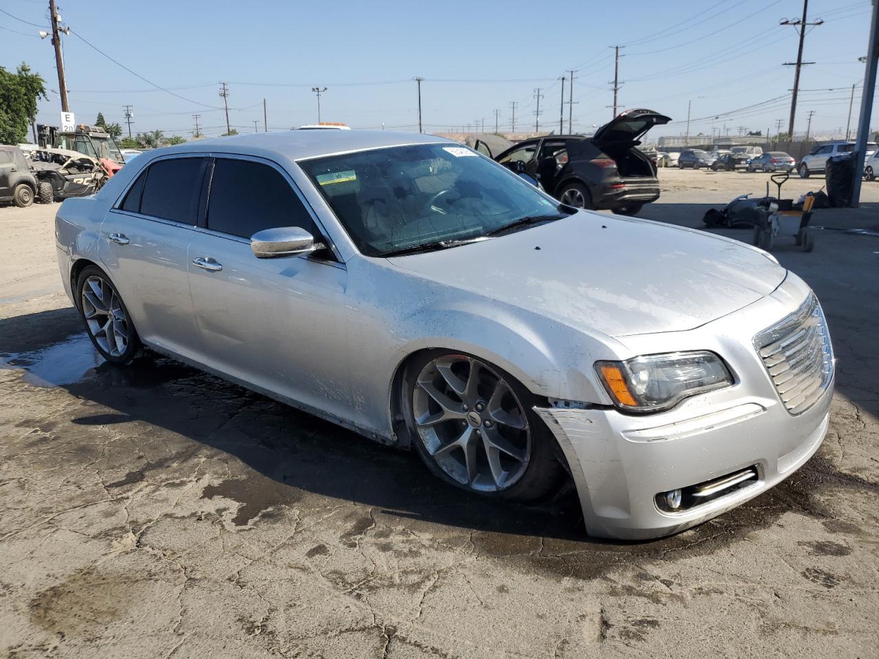 2012 Chrysler 300 Limited - Image 4