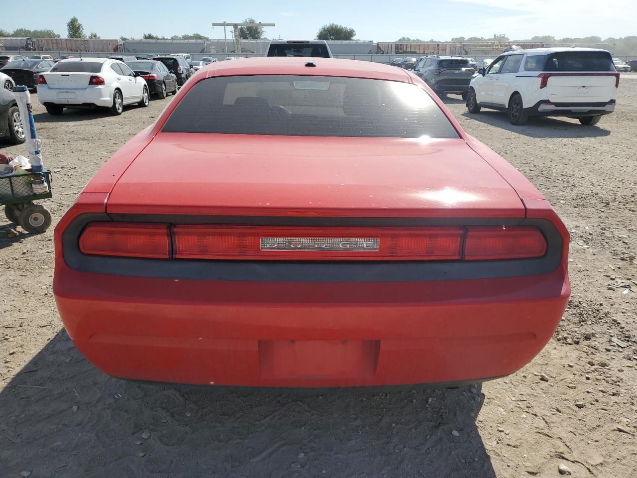 2010 Dodge Challenger Se - Image 6