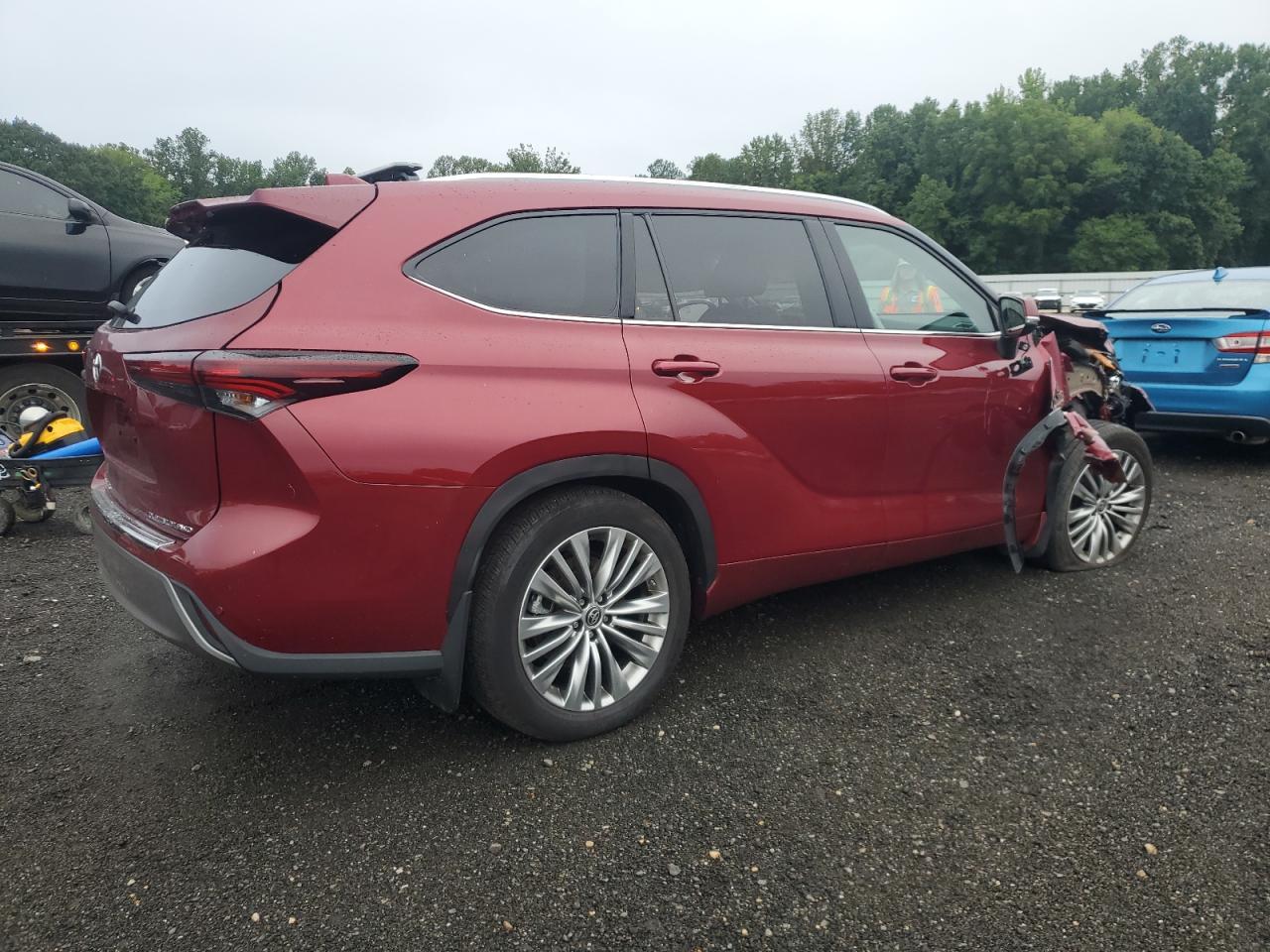 2024 Toyota Highlander Le - Фото 3