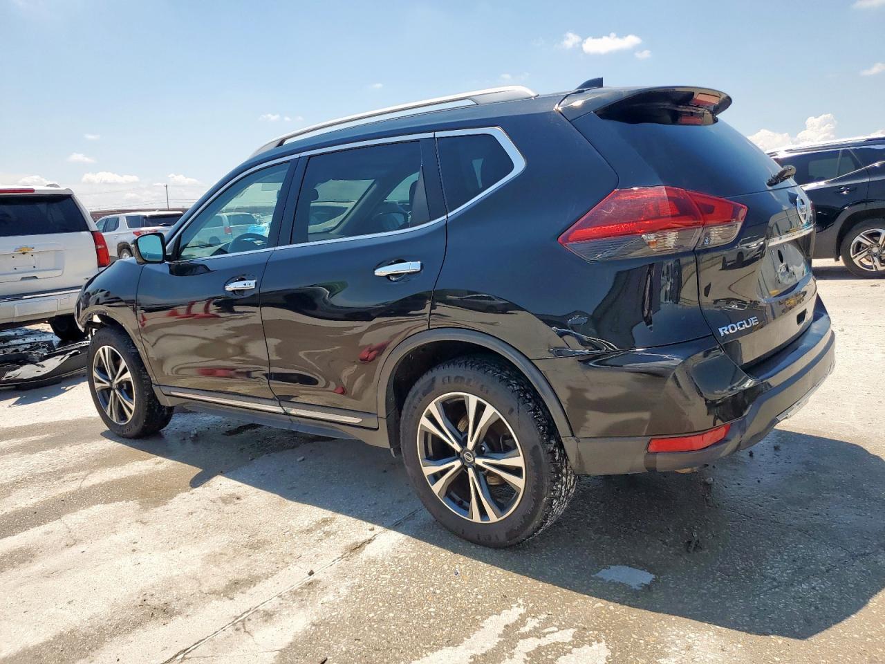 2018 Nissan Rogue S - Фото 2