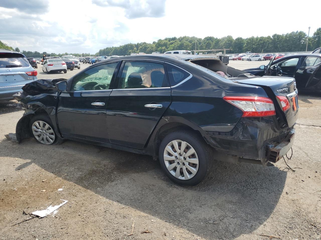 2014 Nissan Sentra S - Фото 2
