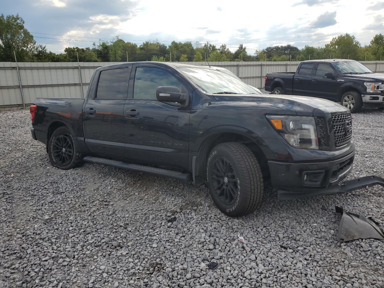 2019 Nissan Titan Platinum Reserve - Image 4